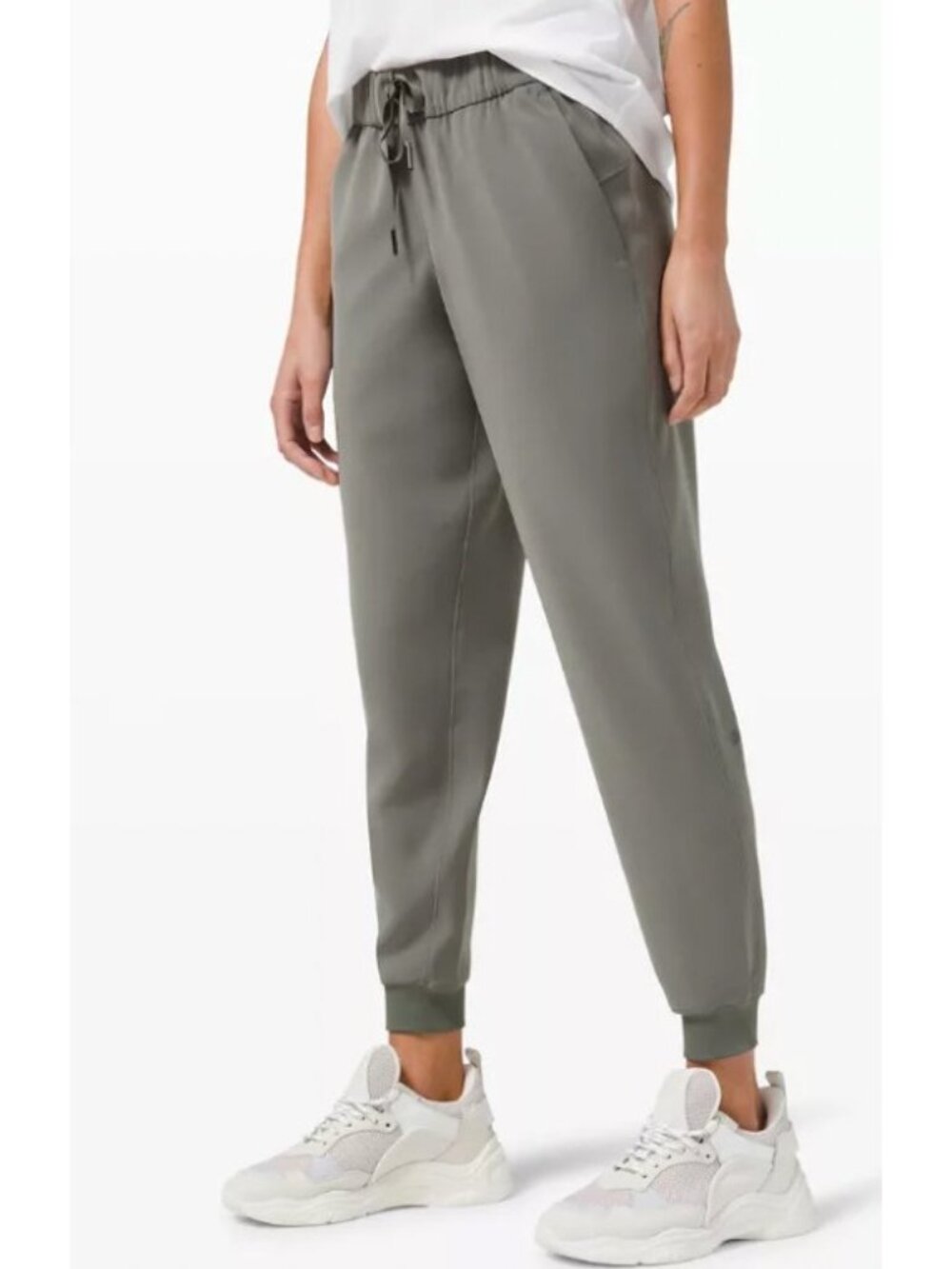 Lululemon On the Fly Jogger‎ Cuffed Ankle Gray Womens 6